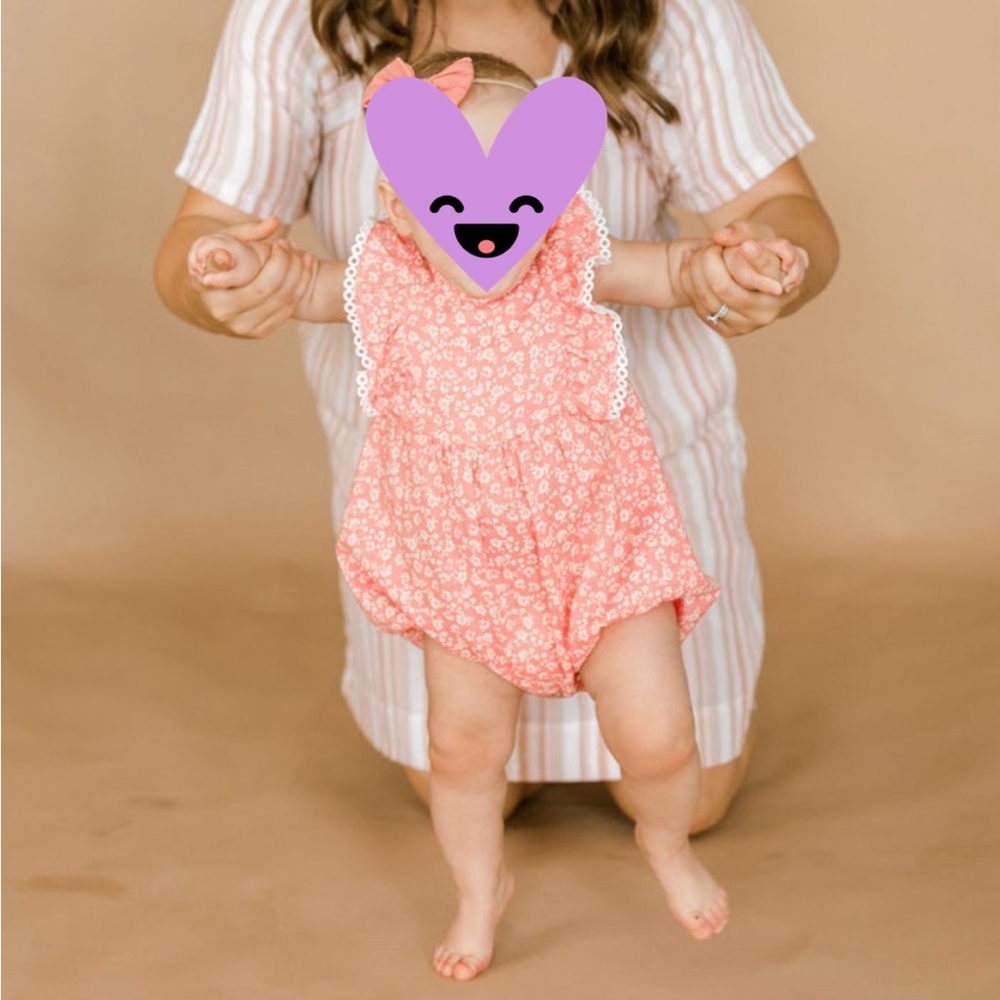 Baby Girl Vignette Bubble. 6-12 months.